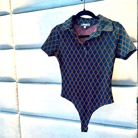 MISGUIDED women's short sleeve lightweight polo style one-piece shirt sz 10 - Picture 1 of 9